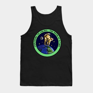 EXPLORING THE GALAXY ONE MEOW AT A TIME Tank Top